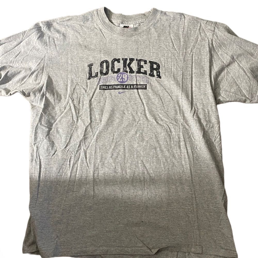 Mens Vintage Nike Locker Room Myths She’s as Fragile as a Flower Tshirt
